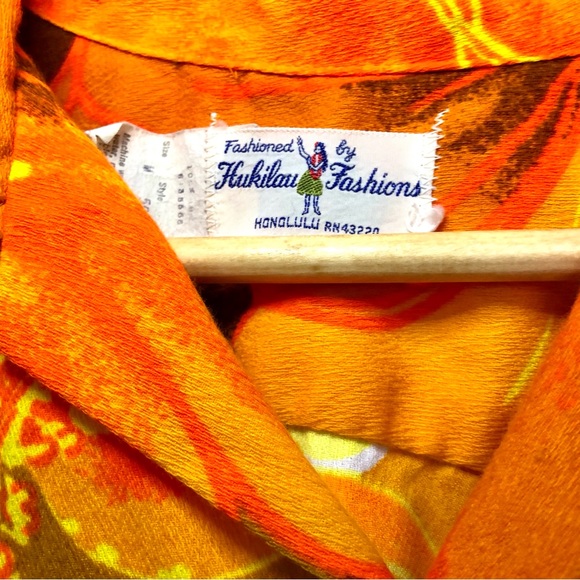 Retro BRIGHT Hawaiian Shirt ☀️ - Picture 7 of 8